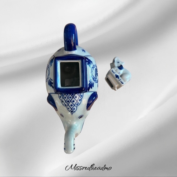 Blue Elephant Teapot - Picture 5 of 6